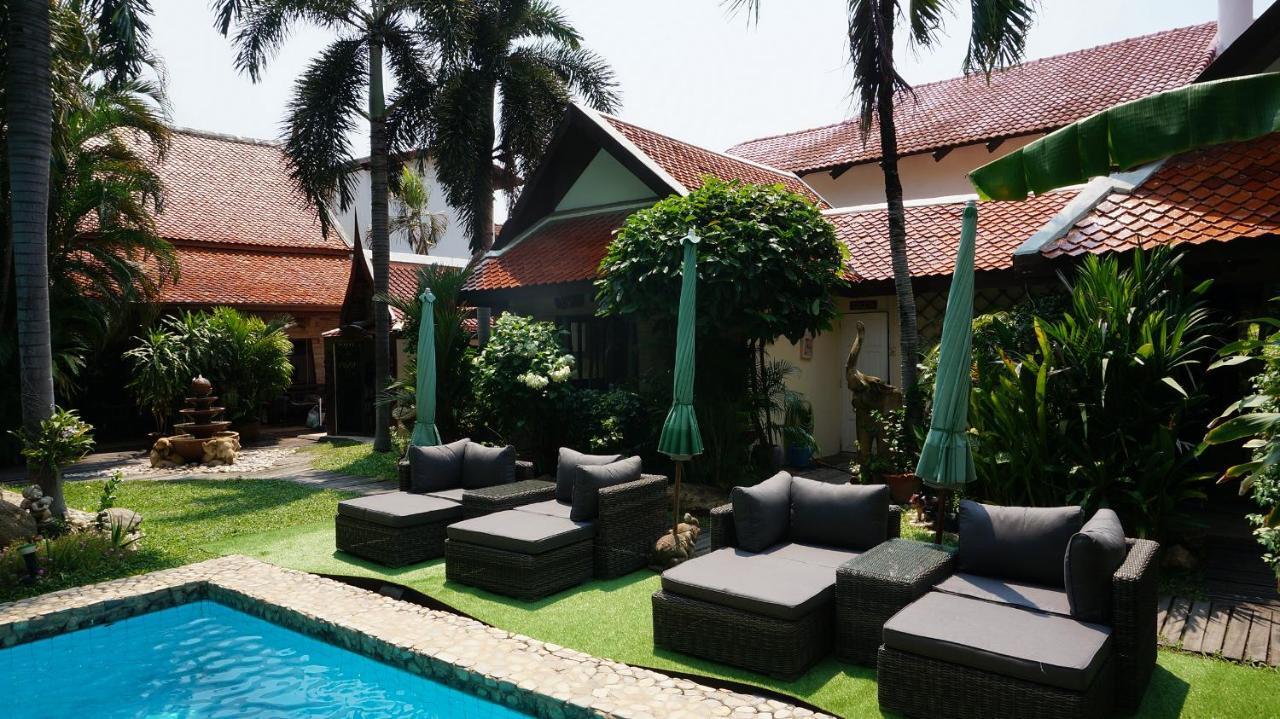 Leprive Resort Pattaya Exterior foto